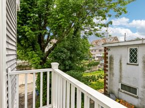 48 Ash Ave B, Somerville MA 02145