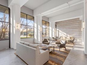 1731 Beacon St 114, Brookline MA 02445