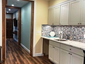 127 King Street, Hanover MA 02339