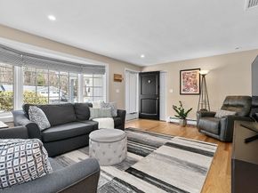 16 Bayberry Ln, Framingham MA 01701