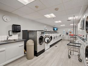 77 Pond Ave 805, Brookline MA 02445