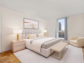 77 Pond Ave 805, Brookline MA 02445