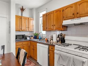 110 Everett St, Boston MA 02128