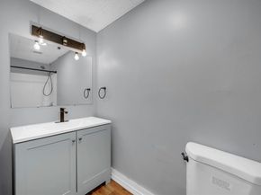 94 Main St, North Andover MA 01845
