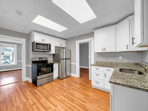94 Main St, North Andover MA 01845
