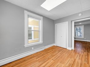 94 Main St, North Andover MA 01845