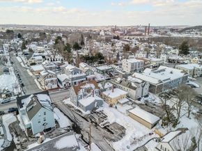 94 Main St, North Andover MA 01845