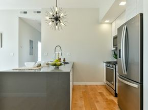 87 Parker St 402, Chelsea MA 02150