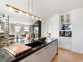 285 Columbus Ave PH805, Boston MA 02116