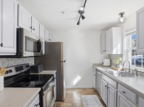 147 Costitution Drive 147, Fitchburg MA 01420