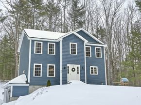 42 Doyle Avenue, Winchendon MA 01475