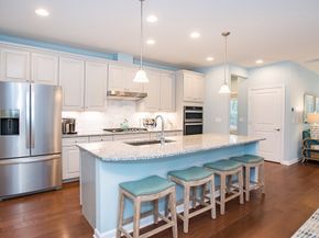 10 Weathervane Drive 20, Walpole MA 02081