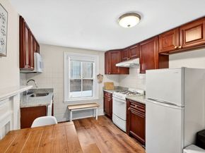 49 Charles St, Boston MA 02114