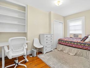 49 Charles St, Boston MA 02114