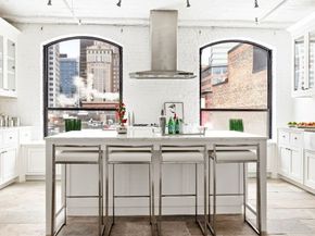 121-123 Beach St 803, Boston MA 02111