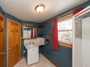 2 Teconnett Path, Worcester MA 01605