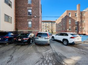 1263 Commonwealth Ave 4, Boston MA 02134