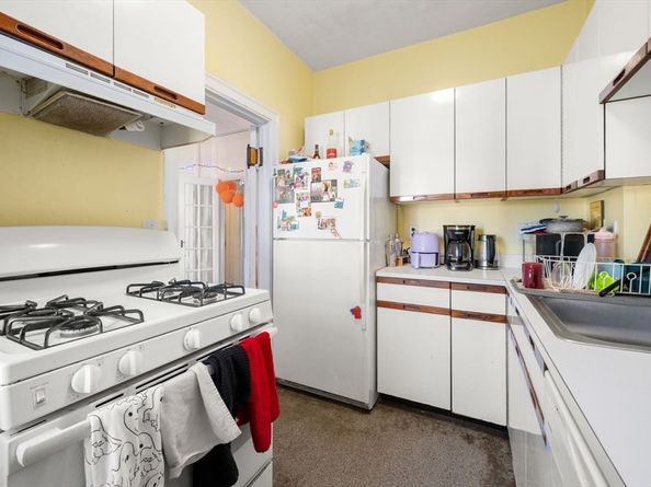 1263 Commonwealth Ave 4, Boston MA 02134