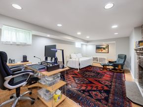 61 Woodlawn Dr, Newton MA 02467