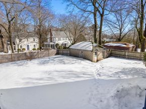 12 Bemuth Rd, Newton MA 02461