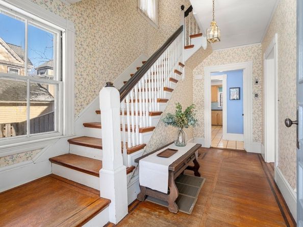 12 Bemuth Rd, Newton MA 02461