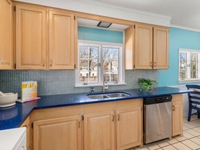 12 Bemuth Rd, Newton MA 02461