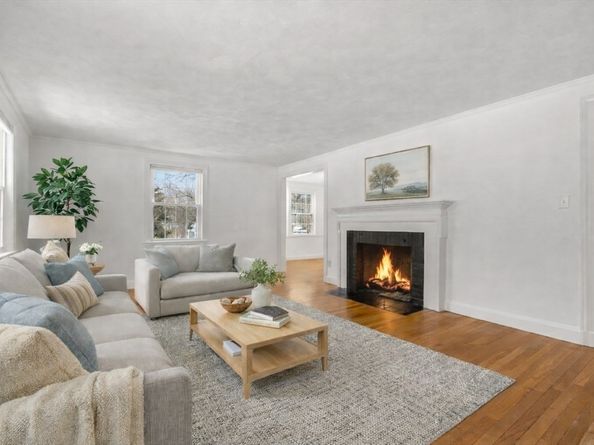 43 Bancroft Road, Wellesley MA 02481