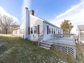6 John Alden Rd, Plymouth MA 02360