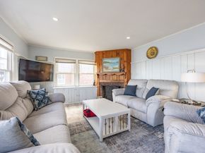 6 John Alden Rd, Plymouth MA 02360