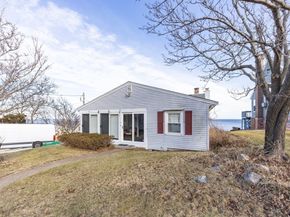 6 John Alden Rd, Plymouth MA 02360