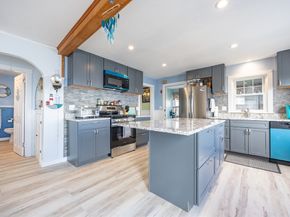 6 John Alden Rd, Plymouth MA 02360