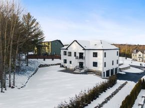 12 Couture Way, Middleton MA 01949