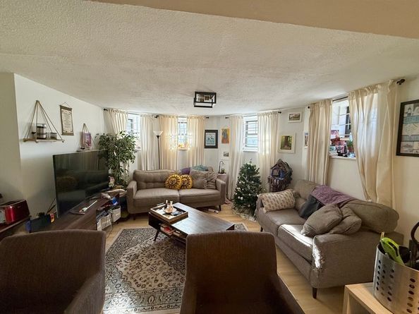 59 Brighton Ave A, Boston MA 02134