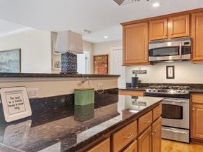 95 Conant St 320, Concord MA 01742