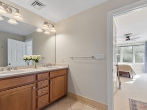 95 Conant St 320, Concord MA 01742