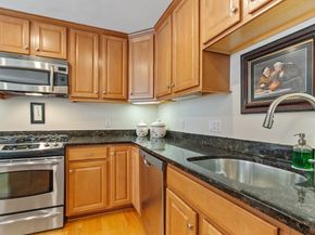 95 Conant St 320, Concord MA 01742