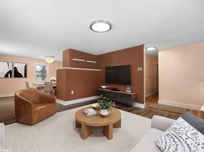 20 Elm St, Milford MA 01757