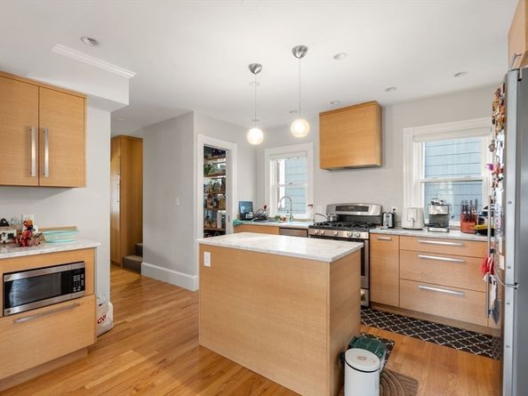 8 Seven Pines, Cambridge MA 02140