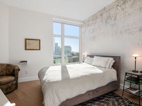 100 Lovejoy Wharf PH3C, Boston MA 02114