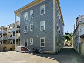 131 Derby St 3 F, Salem MA 01970