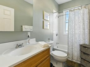 131 Derby St 3 F, Salem MA 01970