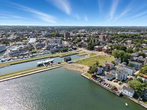 131 Derby St 3 F, Salem MA 01970