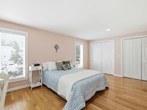 40 Bay Farm Rd 40, Duxbury MA 02332