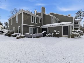 40 Bay Farm Rd 40, Duxbury MA 02332