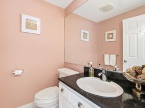 40 Bay Farm Rd 40, Duxbury MA 02332