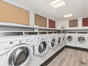 77 Pond Avenue 401, Brookline MA 02445