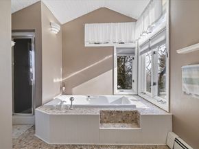 40 Hillcrest Ave, Worcester MA 01602