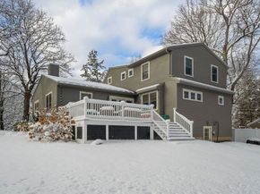 62 Oakland St Ext, Natick MA 01760