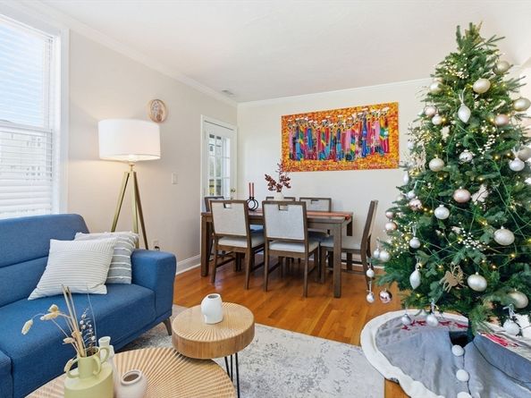 408 Seaver St 2, Boston MA 02121