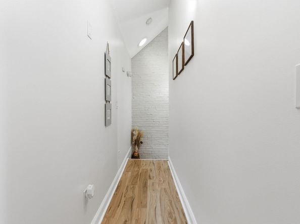 408 Seaver St 2, Boston MA 02121